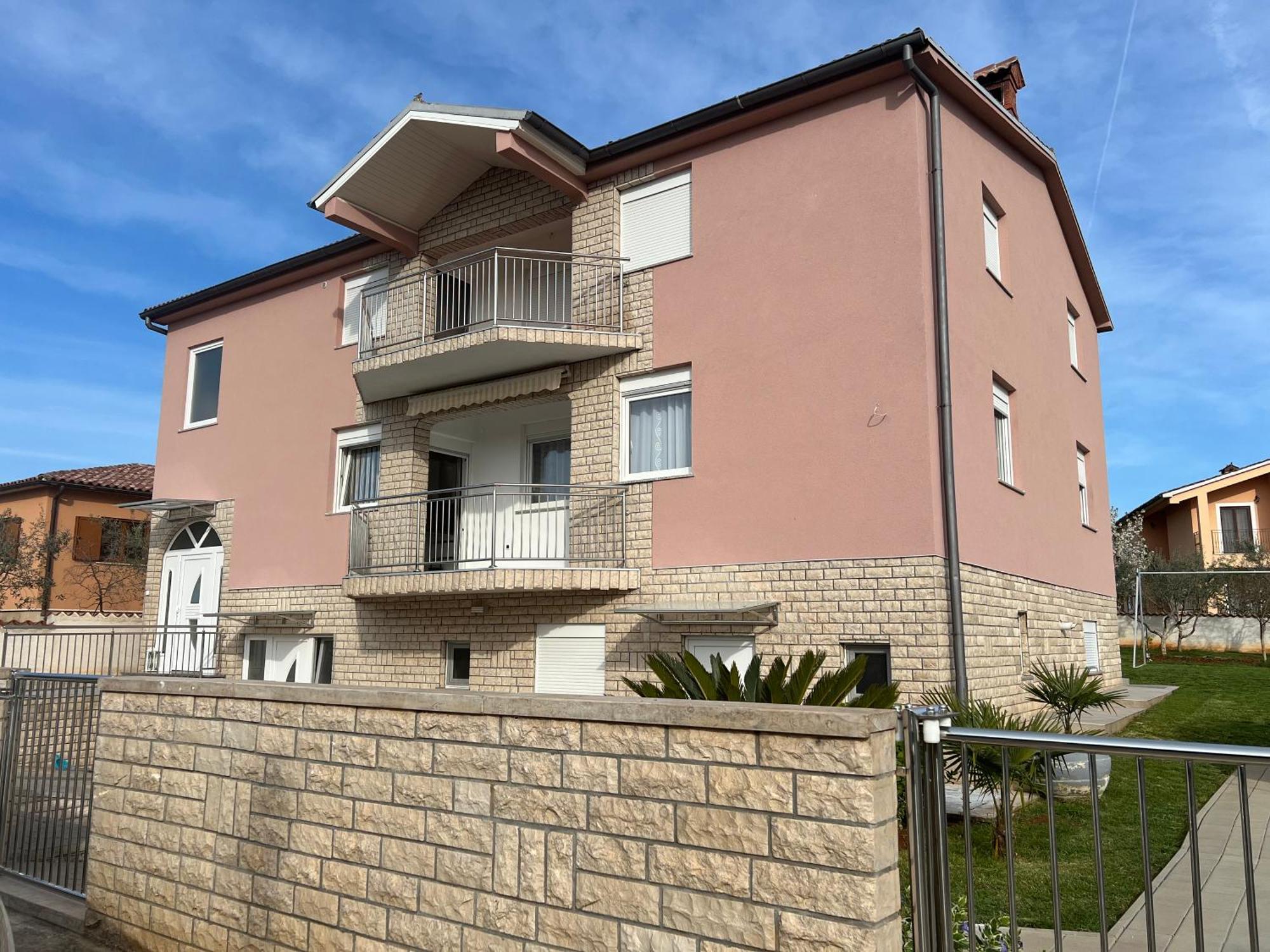 Apartments Ban Galižana Eksteriør billede