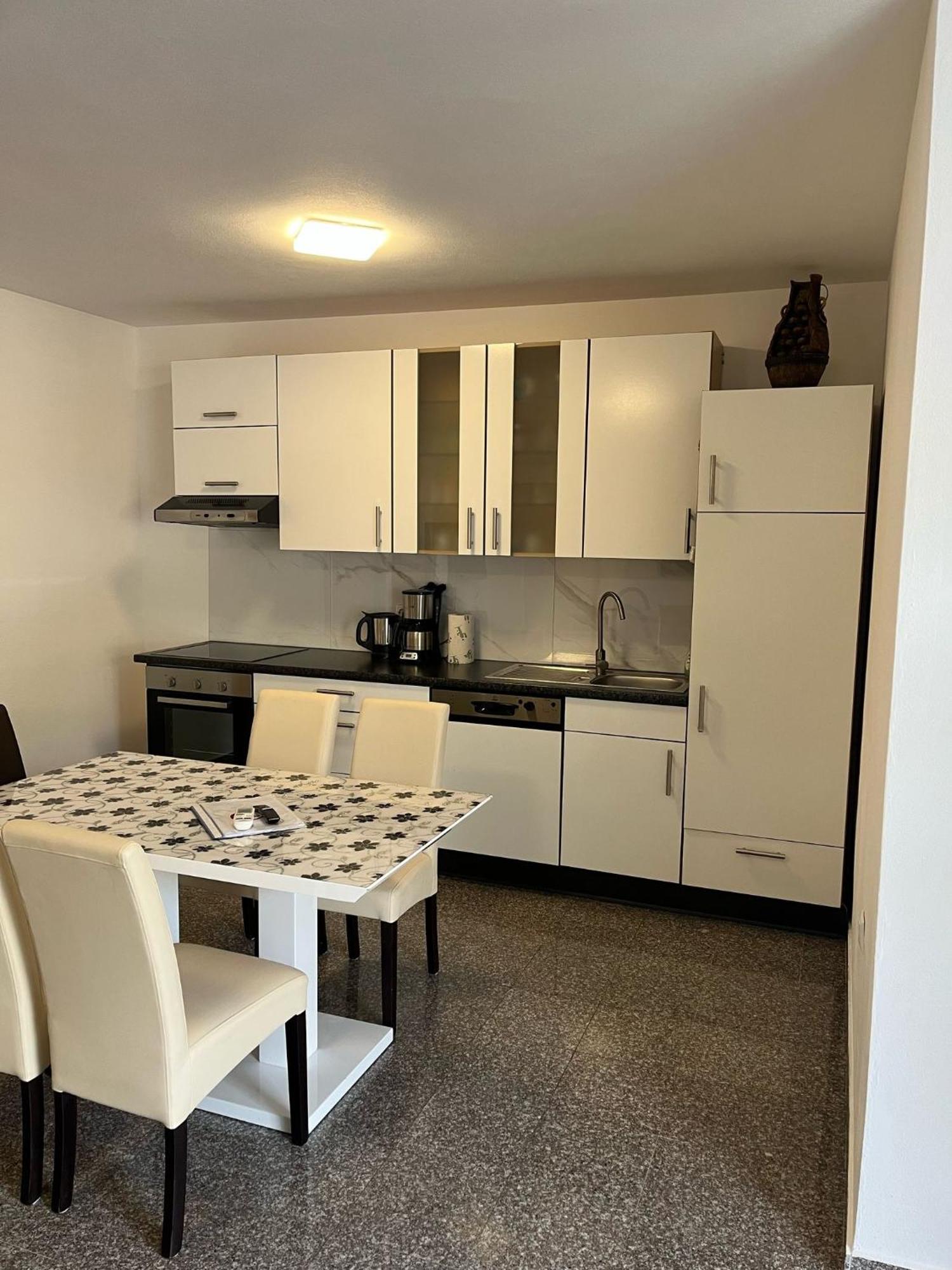 Apartments Ban Galižana Eksteriør billede